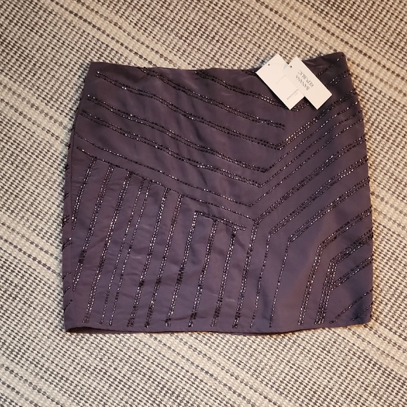 Banana Republic Dresses & Skirts - NWT Banana Republic Beaded Skirt